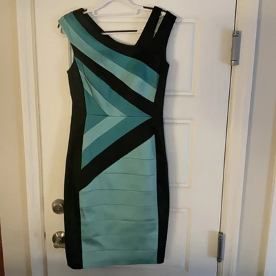 Vestido asimétrico JAX talla 4 Foto 1 de 3