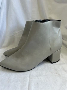 Evans Ladies Grey Ankle Boots Block Heel Zip Up Size 6EEE BY EVANS - Picture 1 of 11