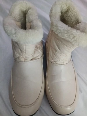 Botas cortas crema para mujer sin marca doble cremallera talla 10 Foto 1 de 4