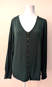 New Peace & Pearls sz M Knit Top or T-shirt v-neck dark green long sleeves 4105 - Picture 1 of 4
