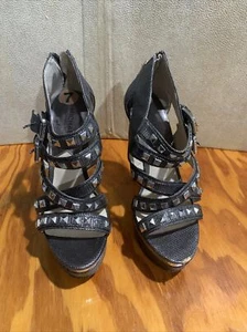 MK GLADIATOR Open Toe Zipper Back Platform High 5" Heel Square Metal Studs Sz 7 - Picture 1 of 6