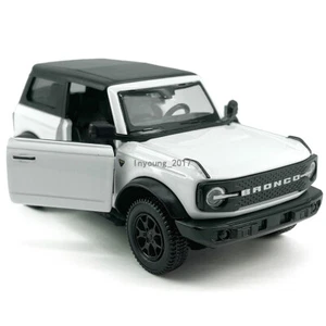1/36 Scale 2-Door Ford Bronco Diecast Model Toy Car Metal Toy Vehicle White - Picture 1 of 11