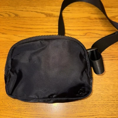 Lululemon Everywhere Belt Bag 1L – Black – Crossbody Waist Pack EUC - Image 1 of 4