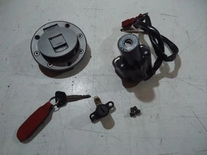Yamaha YZF1000R Thunderace Ignition Switch YZF1000 Fuel Cap Seat Lock Kit - Picture 1 of 3