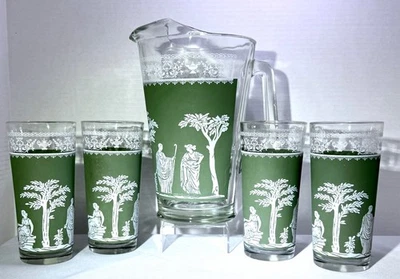 Jarro Jeannette Wedgwood verde grego helênico 64 oz e 4 copos 12 oz - Imagem 1 de 4