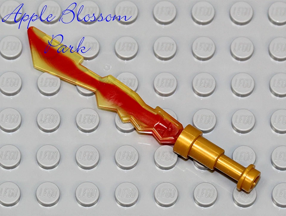 NUEVO Lego Ninjago FIRE ELEMENTAL BLADE - Ninja Kai Minifigura Espada Roja Arma 70505 Foto 1 de 1