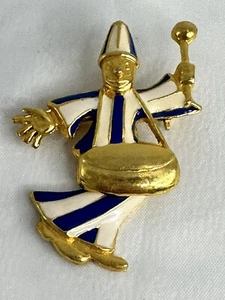 Vintage Articulated Navy and White Enameled Clown Hip Swivel Brooch - Picture 1 of 7