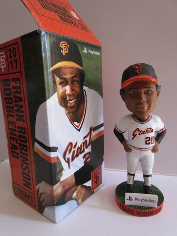 NEW 2017 Frank Robinson Bobblehead SF GIANTS Cover