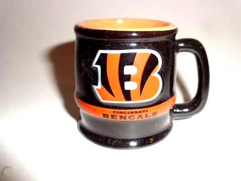 CINCINNATI BENGALS CERAMIC COLLECTIBLE MUG SHOT GLASS 2.0 OZ NFL LICENSED NEW Cover