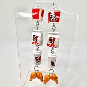 Pendientes KFC - Pendientes de cadena - Pendientes llamativos - Pendientes de pollo - Fast Foo - Imagen 1 de 9