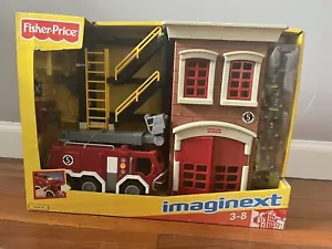 Imaginext Fisher Price Fire Station & Fire Engine Playset with Lights & Sounds - Picture 1 of 2