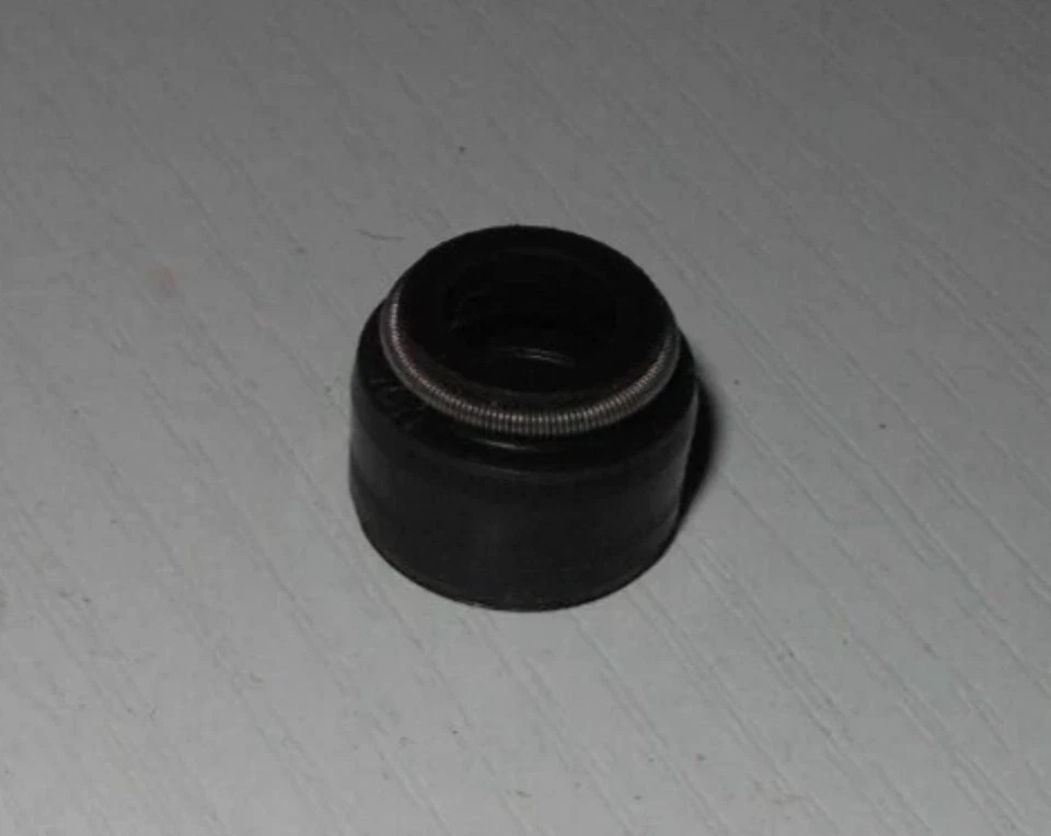 Honda CB360 G CB360T CJ360 T CL360 XL175 OEM Valve Stem Seal QTY:4 12210-362-005 - Image 1 of 1