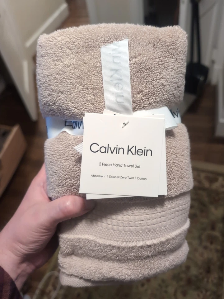 Toalhas de mão designer Calvin Klein rosa claro infinito (conjunto de 2) 16 x 30" - Imagem 1 de 4