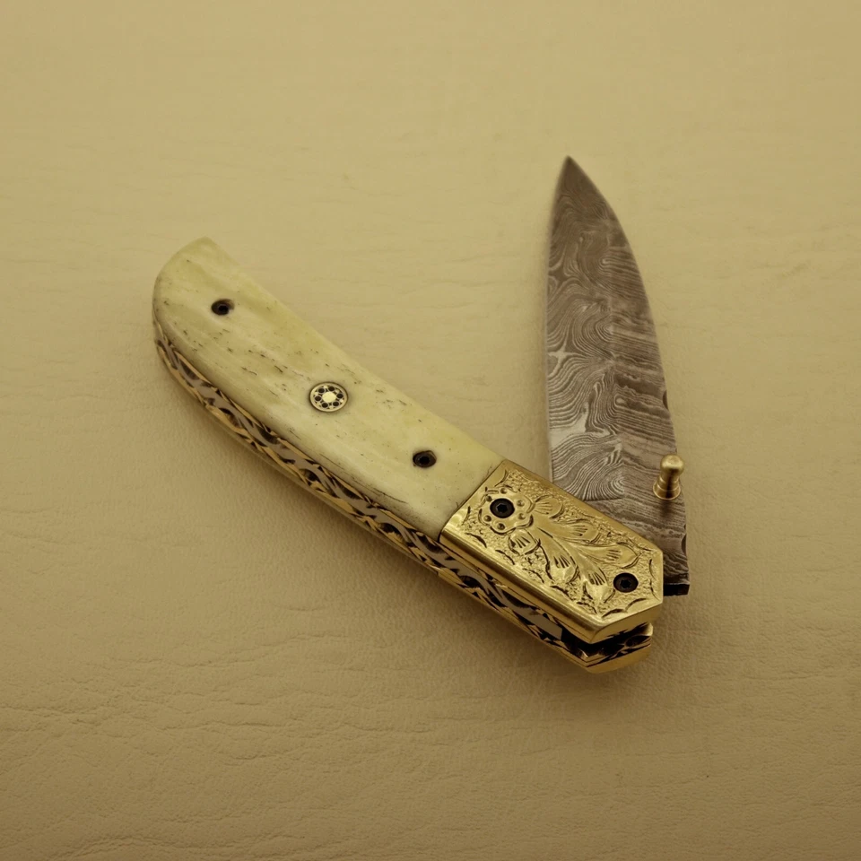CLASSICAL CUSTOM  HANDMADE DAMASCUS BLADE FOLDING POCKET KNIFE (Golden Engrave ) - Image 1 of 4