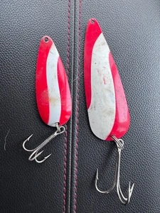 Vintage Red White 2pc Gypsy King Daredevil Metal Spoon Fishing Lure Lot - Picture 1 of 5