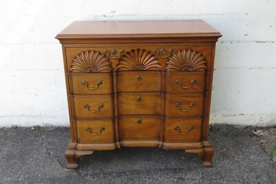 Kittinger Shell Block Front Mahogany Dresser Chest 5940 - Image 1 of 4
