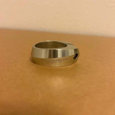 THOMSON morsetto sedile argento 31,8 mm - Immagine 1 di 3