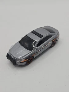 2013-2019 Ford Taurus Police Interceptor Collectible 1/64 Scale Diecast - Bild 1 von 4