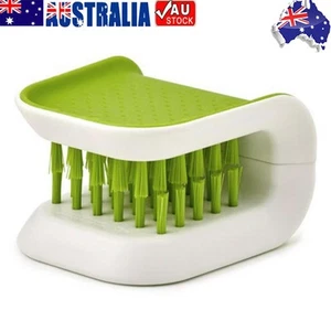 Car Seat Belt Cleaning Brush Double Sided U Type Safe Belt Washing Tool (Green) - Picture 1 of 11