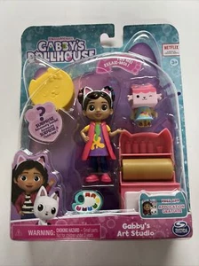 Gabby’s Dollhouse Paint Art Studio Play Set Girl Baby Box Cat Surprise Accessory - Picture 1 of 2