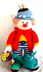 Hand Knitted Vintage Clown Scarecrow Gardener Soft Toy Like Jean Greenhowe's - Picture 1 of 4