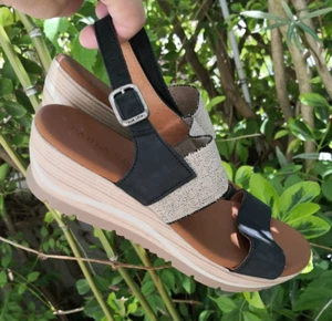 Sandales PAULA URBAN beiges et noires Taille 40 FR Excellent état - Picture 1 of 17