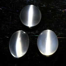 5.84 CTS_WOW AMAZING SHARP LINE_100% NATURAL MILKY WHITE MOONSTONE CAT'S EYE