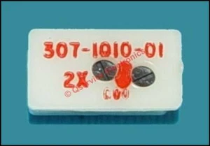 Tektronix 307-1010-01 Attenuator Plug-In 2X Attenuation 400 - 7000 Oscopes - Picture 1 of 1