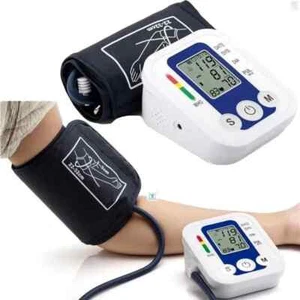 MISURATORE PRESSIONE SANGUIGNA DA BRACCIO AUTOMATICO SFIGMOMANOMETRO DIGITALE re - Imagen 1 de 9