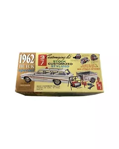 AMT K5042 1:25 1962 Buick Sonderkombi Bausatz - Bild 1 von 11