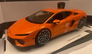 Lamborghini Temerario 1:18 Metallic Orange by Burago - Picture 1 of 3