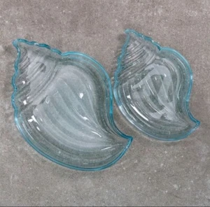 Juego de 2 platos de baratija de vidrio con forma de carcasa | Bandejas Blue Seashell - Juego de 2 piezas - Imagen 1 de 3