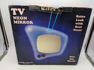 MOLTO RARO SPECCHIO TV AL NEON LUMISOURCE vero neon! Appendiabiti da parete Grail anni 2000 nuovo con scatola nuovo - Foto 1 di 11