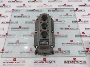 Cutler-Hammer 10250H4540A Pushbutton Control Station 600 Volts Max - Picture 1 of 12