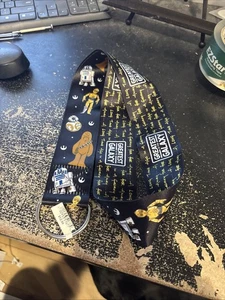 Disney Parks Star Wars Reversible Pin Lanyard Greatest In The Galaxy New Ship - Picture 1 of 6
