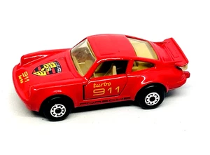 Matchbox International 3 Porsche Turbo en rojo, ventanas transparentes, tampo "911", ¡como nuevo! - Imagen 1 de 3