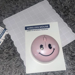 Target Bullseye's Smile Light Pink Vivitar Wireless Computer Mouse & Free Pad - Picture 1 of 3