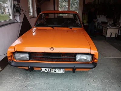 OPEL Record C 1,7S Bj.1968 viele Neuteile - Bild 1 von 3