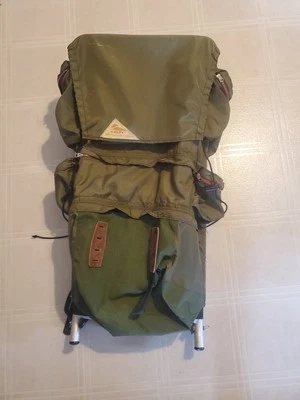 Mochila con marco externo Kelty XL - excelente estado Foto 1 de 4