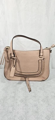 Bolso de Hombro Sole Society Crema con Diseño Estructurado y Borde Trenzado #081 Foto 1 de 4