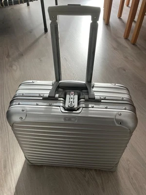 Rimowa Topas Business cabin | Alu | Guter Zustand incl. Innenleben | 2 Wheel  - Bild 1 von 4