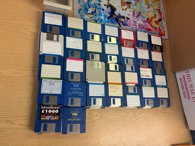 299  Various 3.5” Floppy Discs  For Commodore Amiga + Storage untested - Image 1 of 3