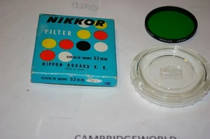 NIKON 52mm GREEN X1 NEW OLD STOCK SCREW in FILTER ORIGINAL NIKON BRAND with CASE - Picture 1 of 2