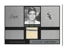 2003 FLAIR GREATS CUT OF HISTORY LUIS APARICIO GAME-WORN JERSEY CARD - WHITE SOX