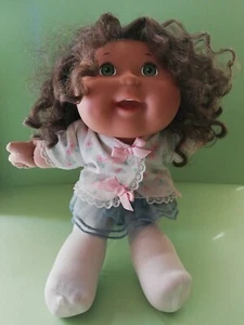 CABBAGE PATCH KIDS MATTEL 1998 BAMBOLA CAPELLI CASTANI MB5 CPK DOLL - Foto 1 di 6