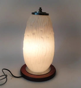 ♥ LAMPADA DA TAVOLO IN VETRO BIANCO BASE LEGNO VINTAGE DESIGN ANNI 70 SPACE AGE - Picture 1 of 7