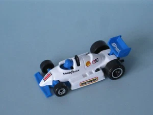 Matchbox F-1 Racer Rennwagen weiße Karosserie schwarz Überrollbügel Spielzeug Modell 70 mm UB c - Bild 1 von 4