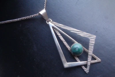 Attraente Pendente In Argento Sterling Grande In Agata Verde c.1970 ISRAELE - Immagine 1 di 4