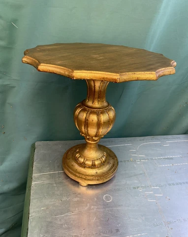 Italian Florentine Florentia  Gold leaf Gilt wood carved Pedestal Side Table Cover