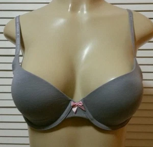 ¡VICTORIA'S SECRET NUEVO! SUJETADOR SEMI LIGERAMENTE ACOLCHADO - GRIS 32D - Imagen 1 de 4
